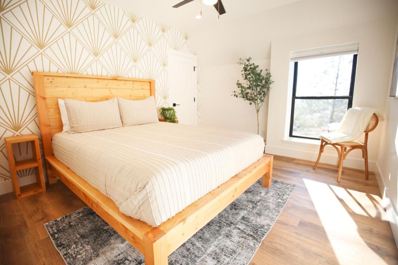 High End A-Frame - Hot Tub - Awesome Views - Yosemite - Electric Vehicle Friendly - Sleeps 10 Villa Oakhurst Kültér fotó